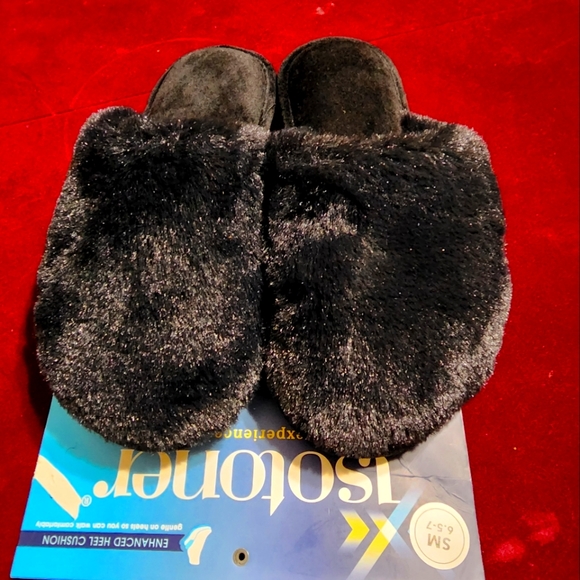 Isotoner slippers - Picture 3 of 6